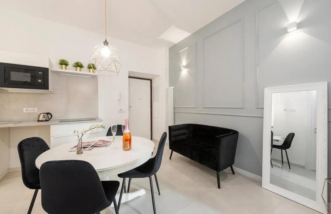 White Flat Santa Croce-1